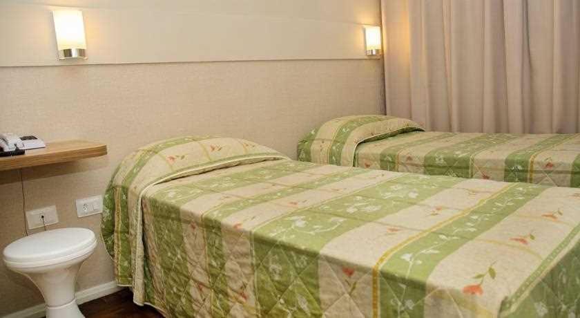 Vicz Hotel Курітіба Екстер'єр фото